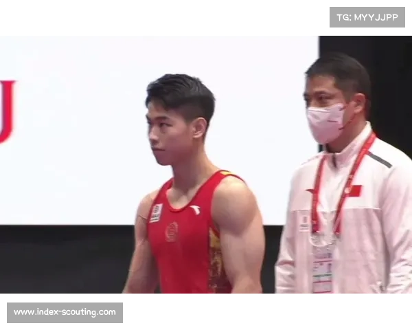 胡旭威28岁体操世界冠军喜结良缘 妻子美丽可爱曾击败日本奥运冠军