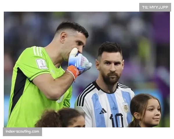 门将马拉贡八场比赛多次扑救，成美洲队最后屏障